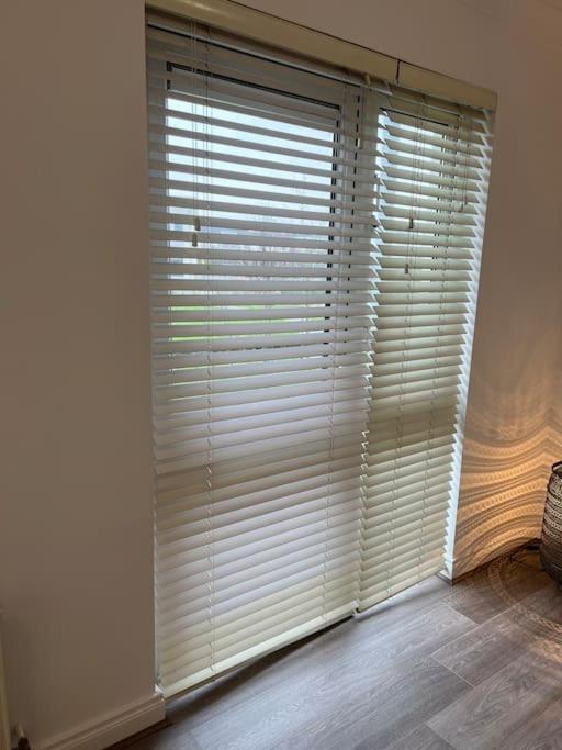 Cosy 2 Double Bed Apartment Swords Ngoại thất bức ảnh