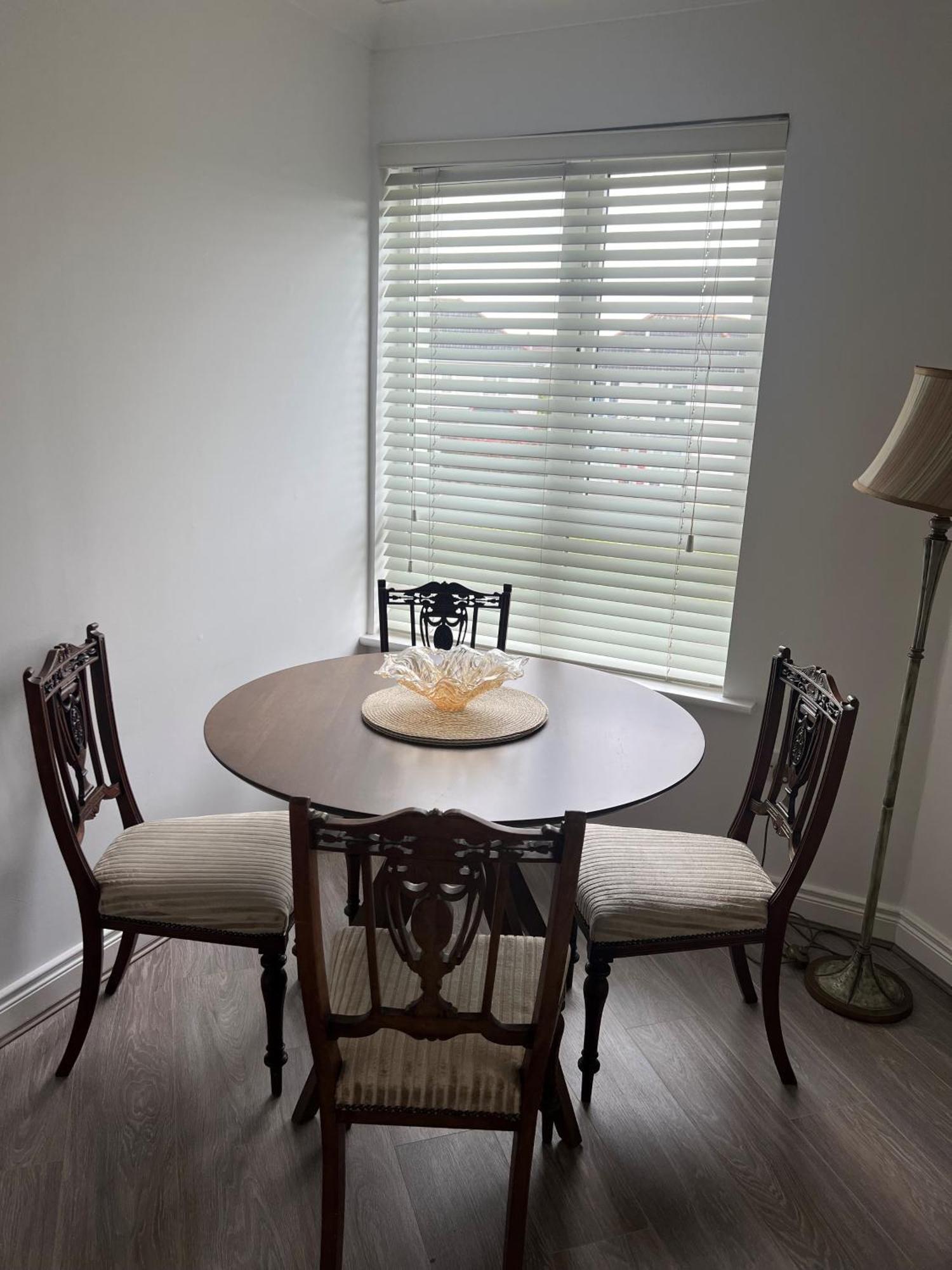 Cosy 2 Double Bed Apartment Swords Ngoại thất bức ảnh